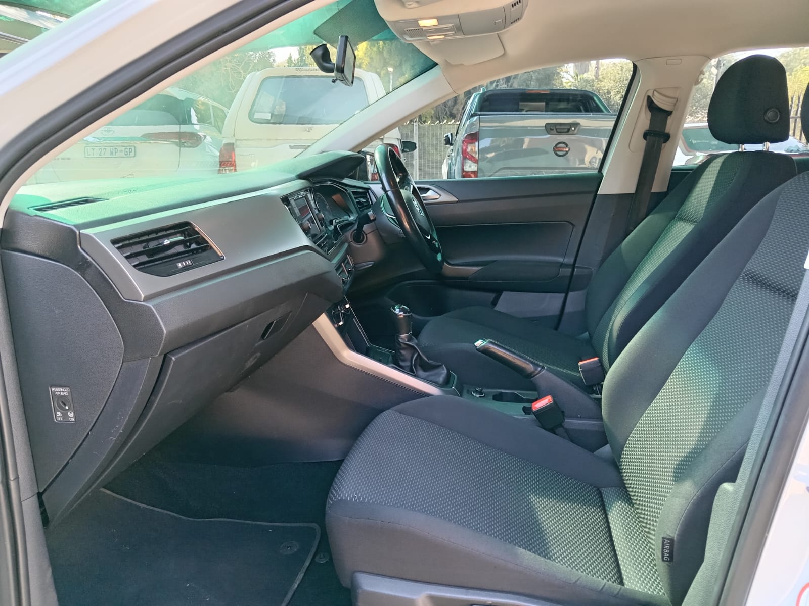 
								Volkswagen Polo 1.0 Tsi Trendline Hatchback full									