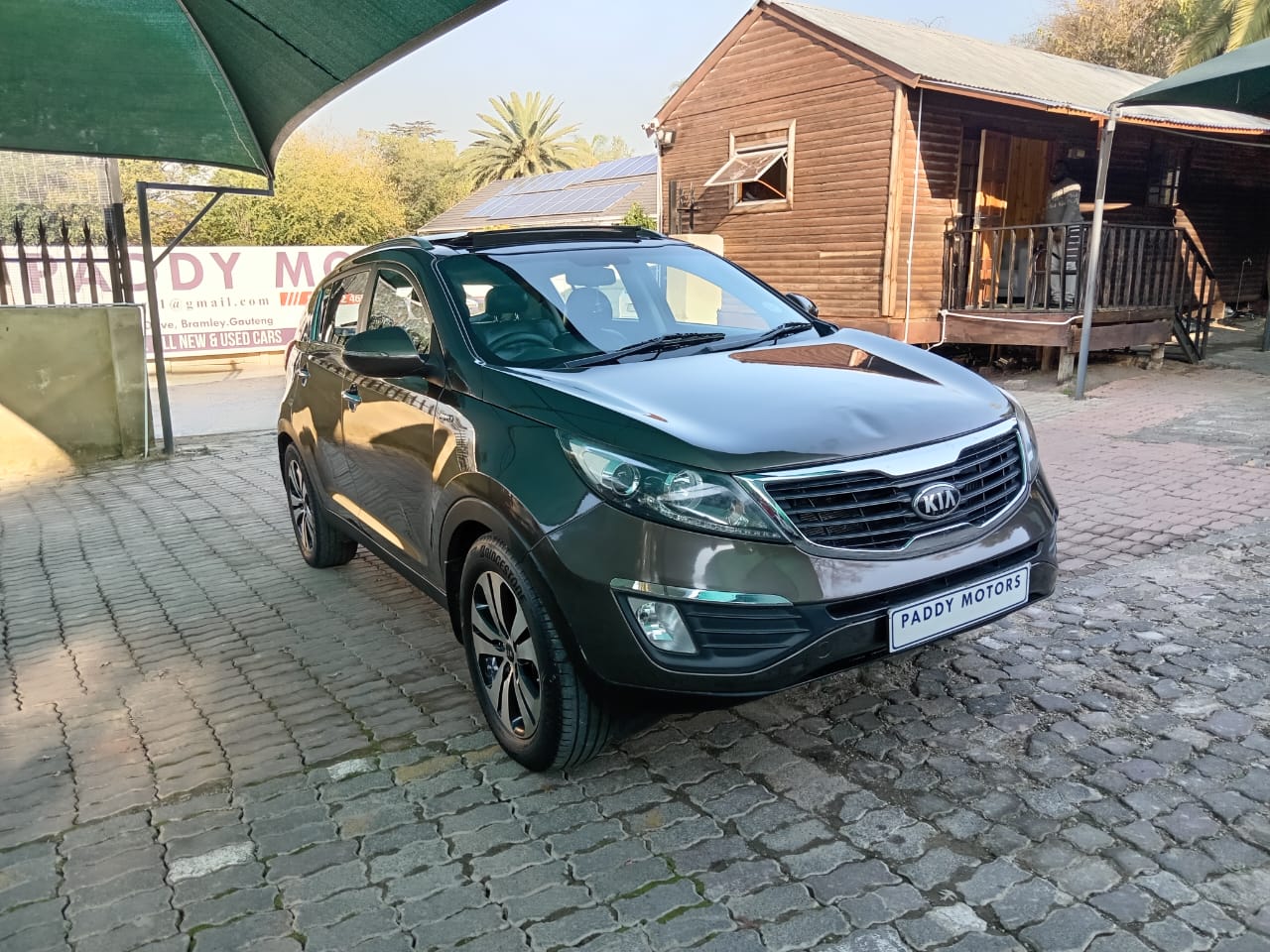 
								Kia Sportage 2.0 full									
