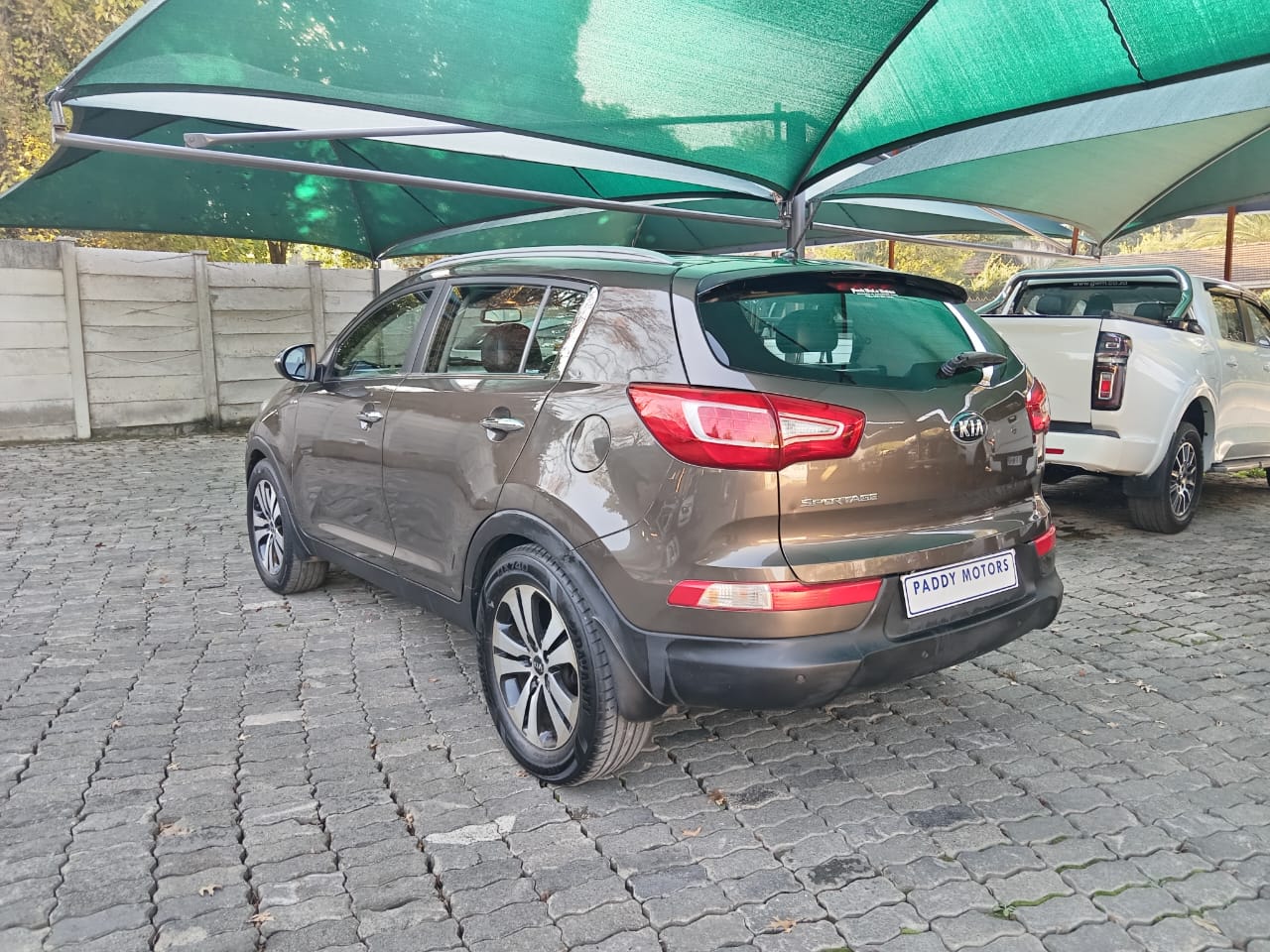 
								Kia Sportage 2.0 full									