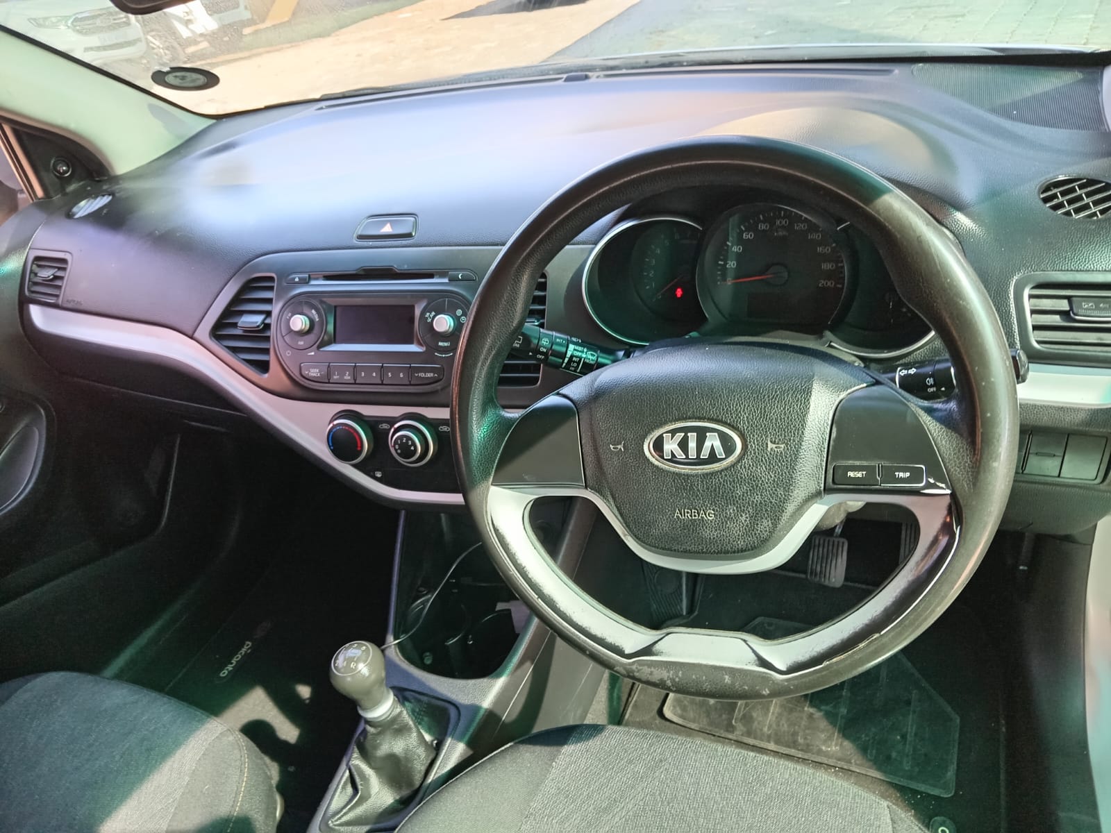 
								Kia Picanto 1.2 Hatchback full									