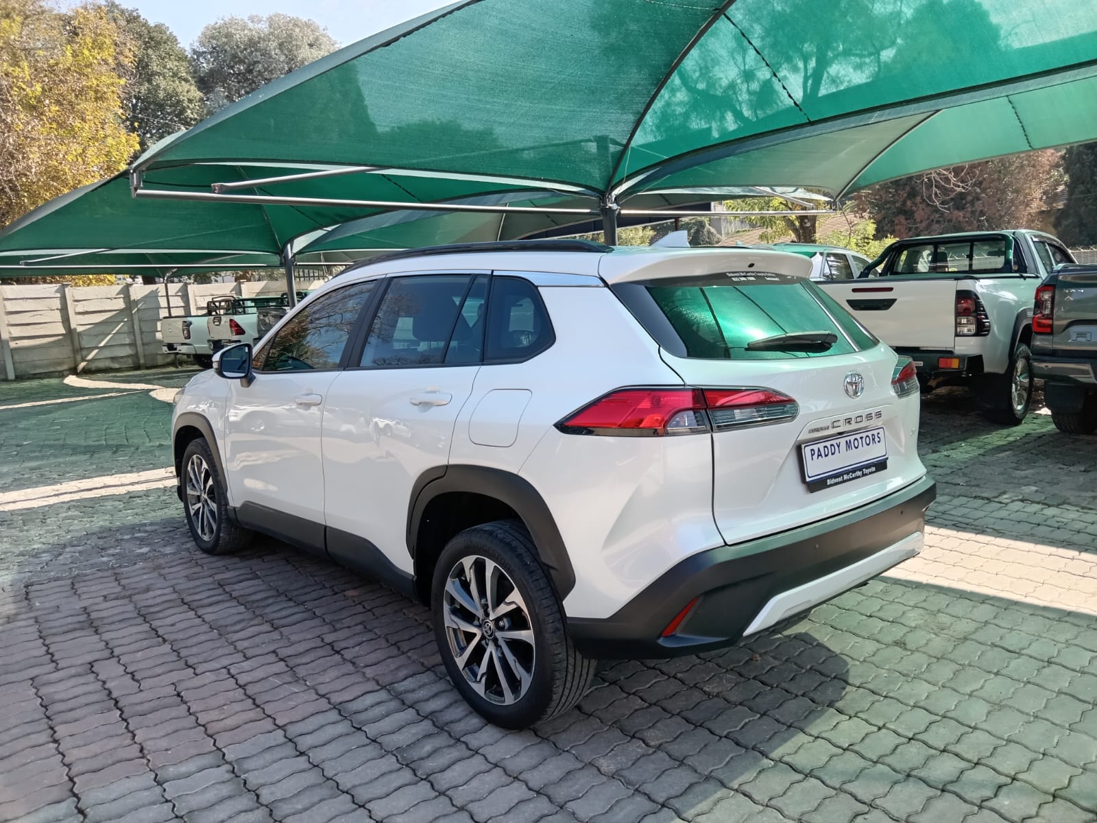 
								Toyota Corolla Cross 1.8 XR full									