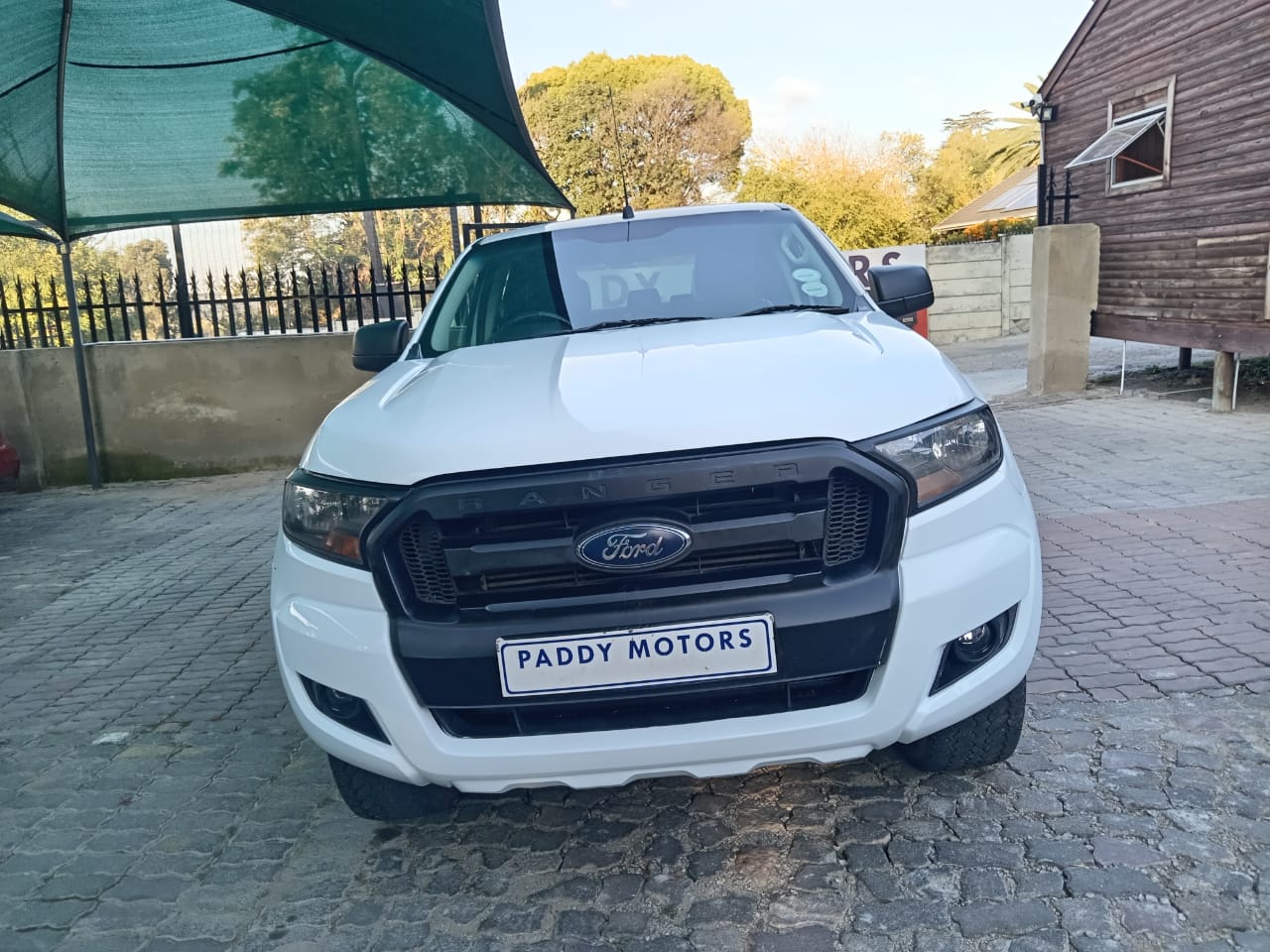 
								Ford Ranger 2.2 TDCI Double cab XL full									