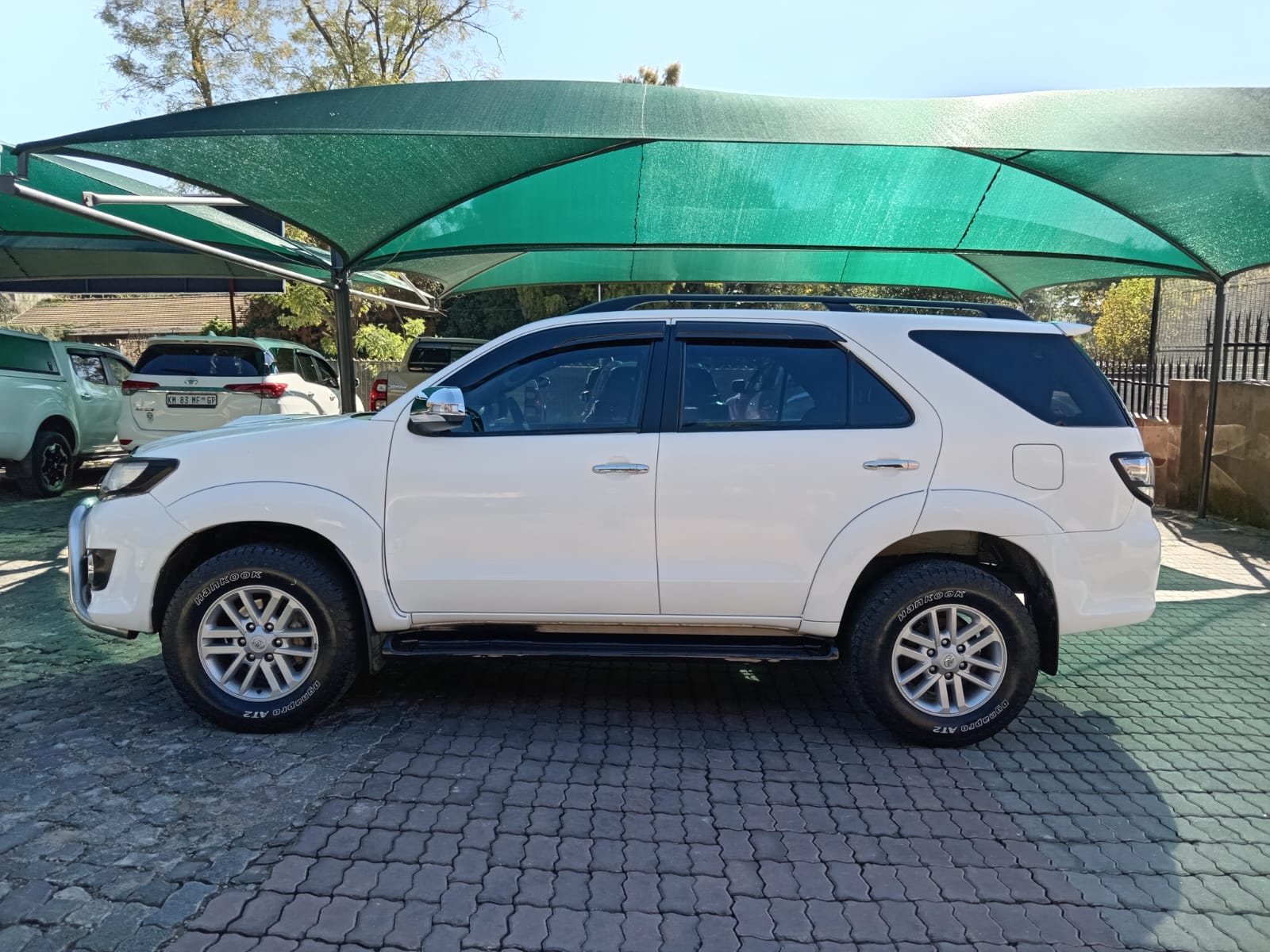 
								Toyota Fortuner 3.0 D4D 4X2 full									