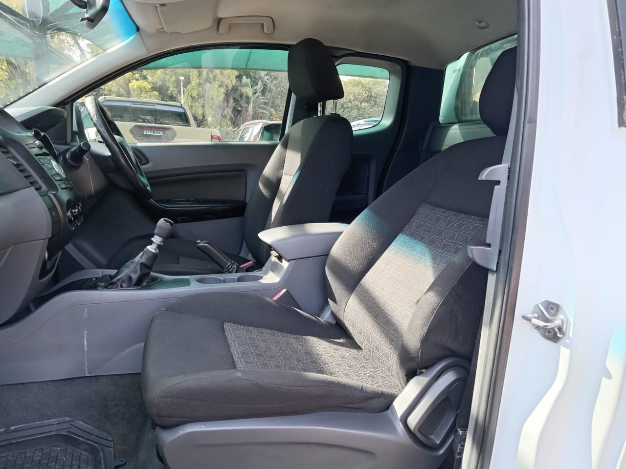 
								Ford Ranger 2.2 TDCI Extra cab XL 4×4 full									