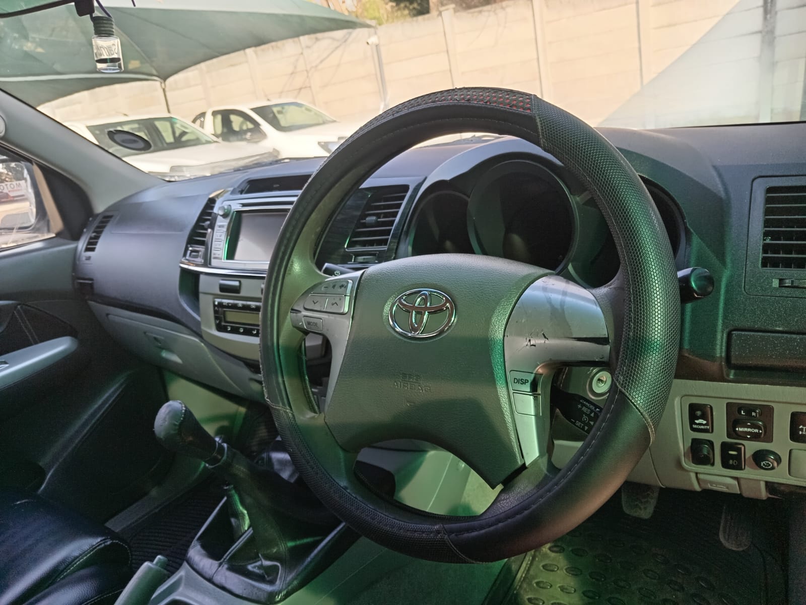 
								Toyota Hilux 3.0 D4D Double Cab 4×4. full									