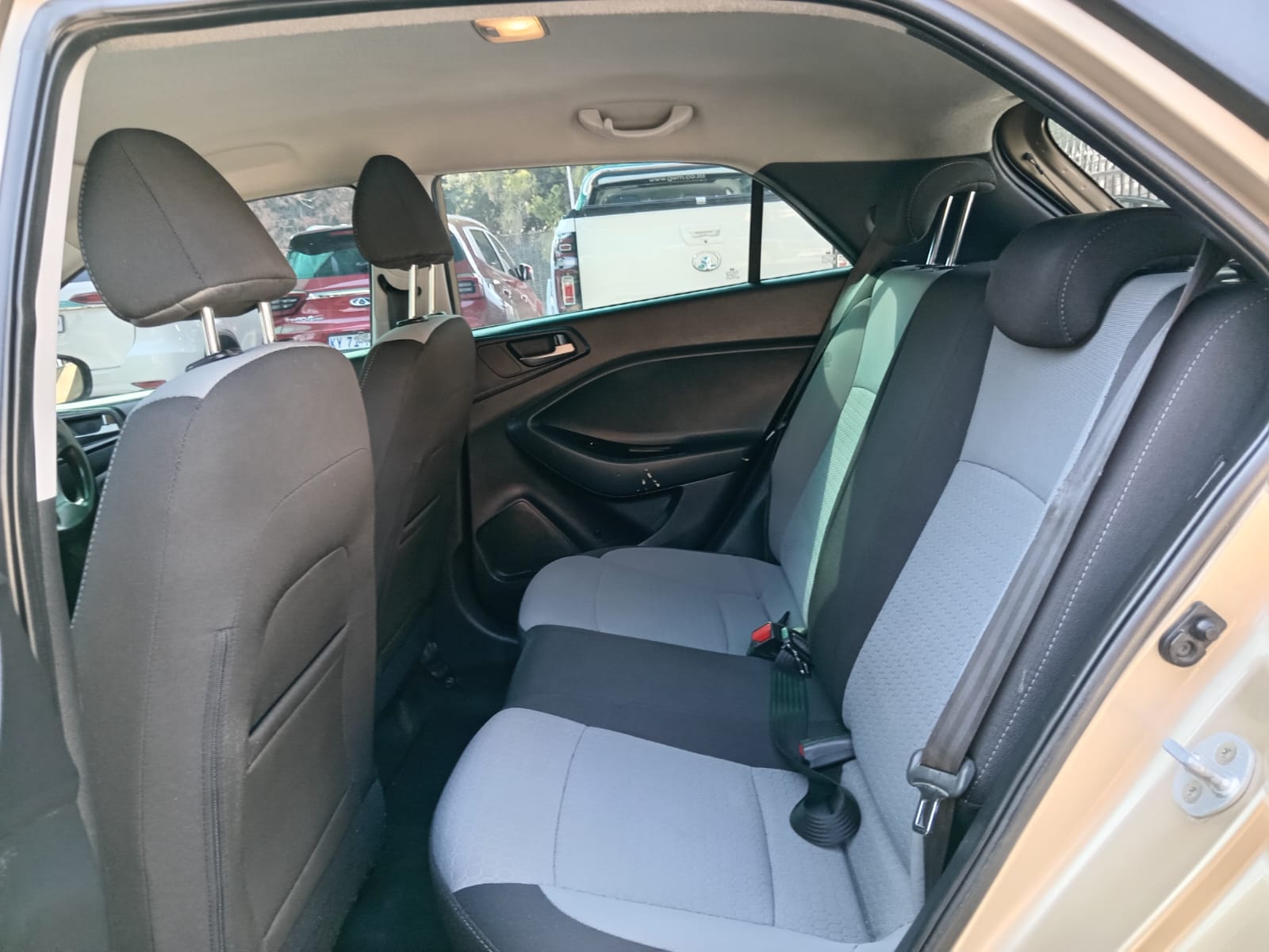 
								Hyundai i20 1.4 Motion Hatchback full									