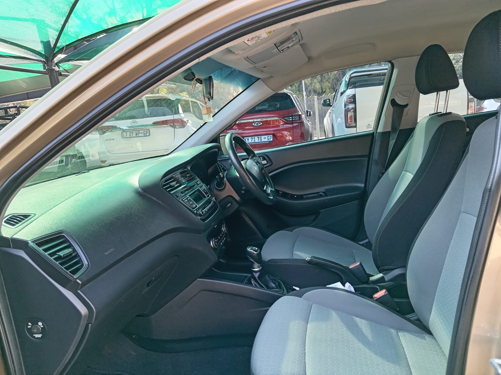 
								Hyundai i20 1.4 Motion Hatchback full									