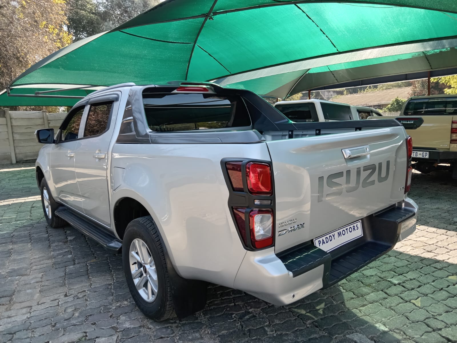 
								Isuzu D-max 1.9 DDI HR Double cab full									