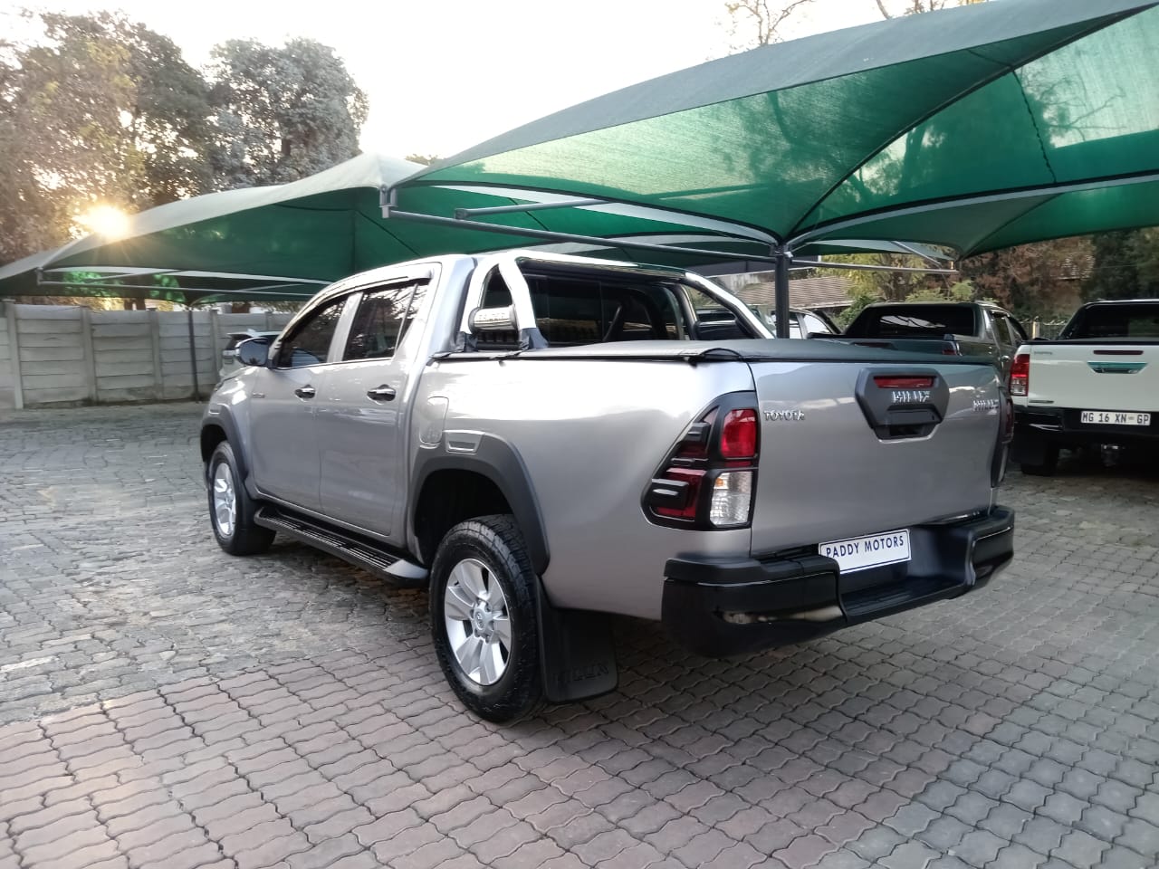 
								Toyota Hilux 2.4 GD6 Double cab. full									
