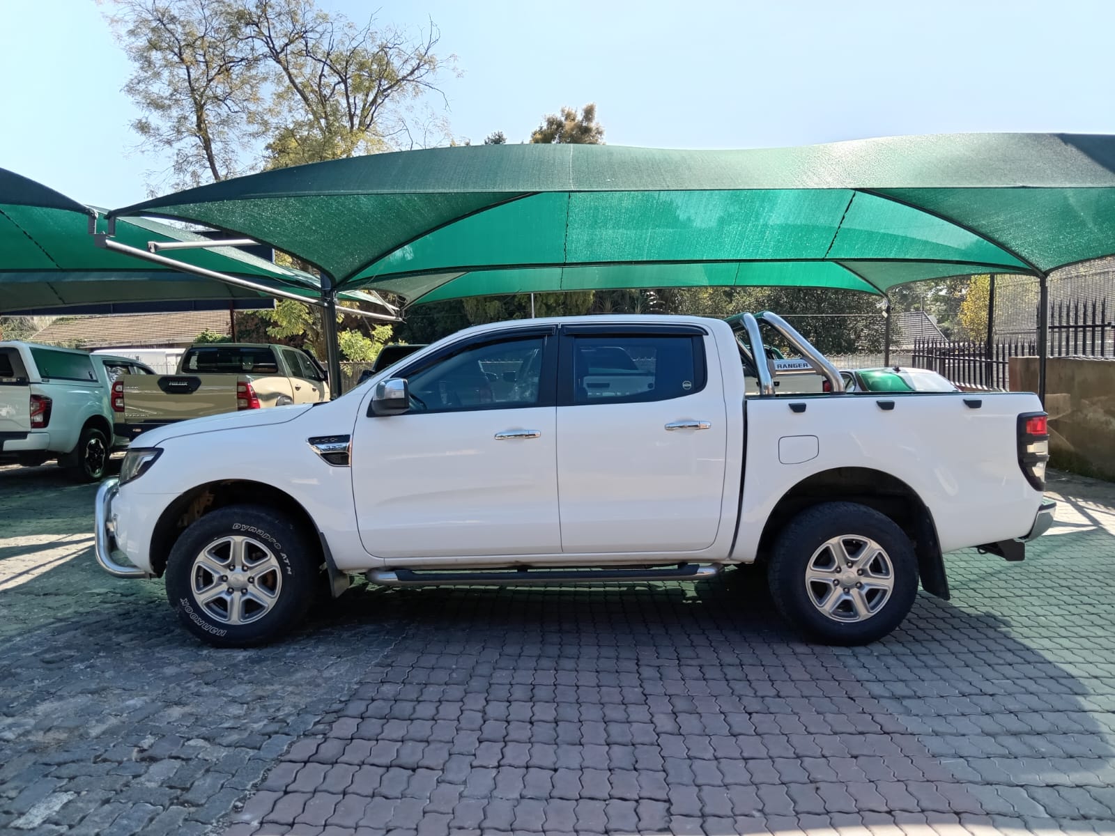 
								Ford Ranger 3.2 TDCI Double cab XLT. full									