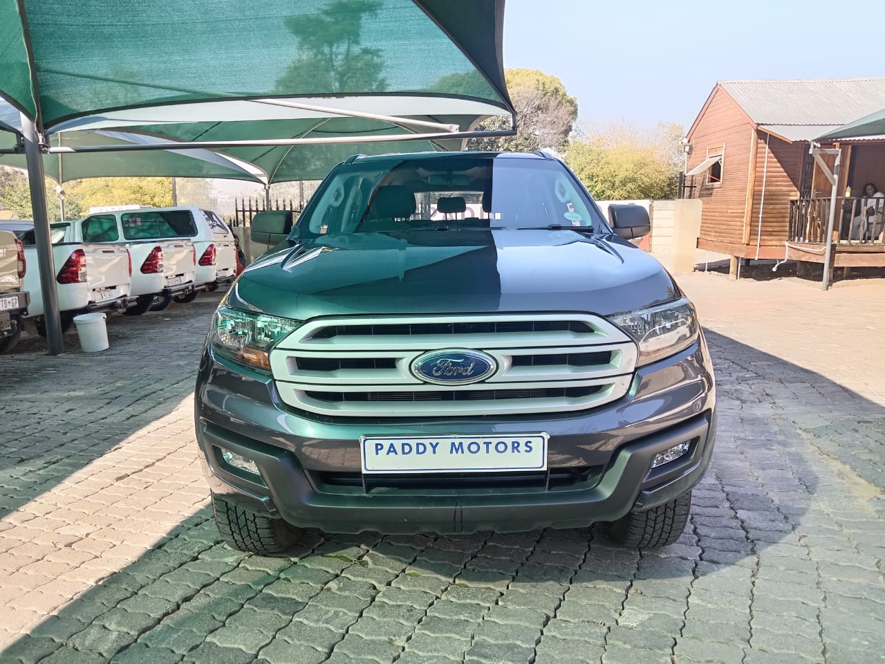 
								Ford Everest 2.2 TDCI 4X2 full									