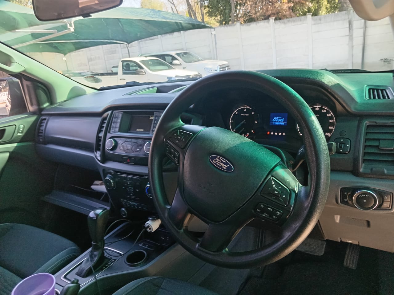 
								Ford Everest 2.2 TDCI 4X2 full									