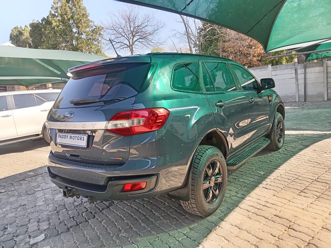 
								Ford Everest 2.2 TDCI 4X2 full									