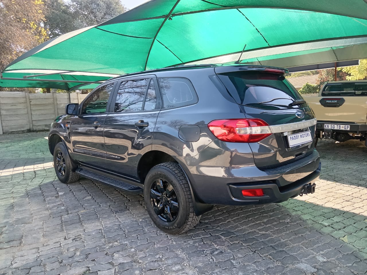 
								Ford Everest 2.2 TDCI 4X2 full									