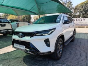 Toyota Fortuner 2.4GD6 4X4