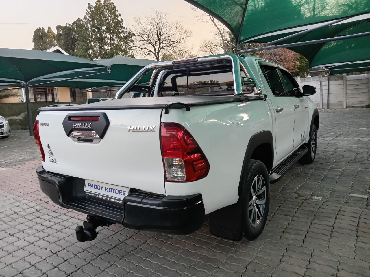 
								Toyota Hilux 2.8 GD6 Double cab full									