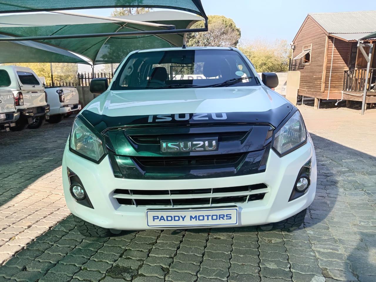 
								Isuzu KB250 D-TEQ X-Rider Extra cab full									