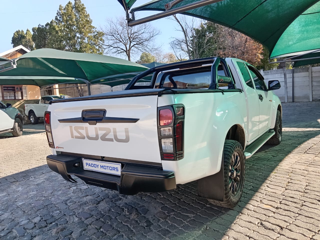 
								Isuzu KB250 D-TEQ X-Rider Extra cab full									