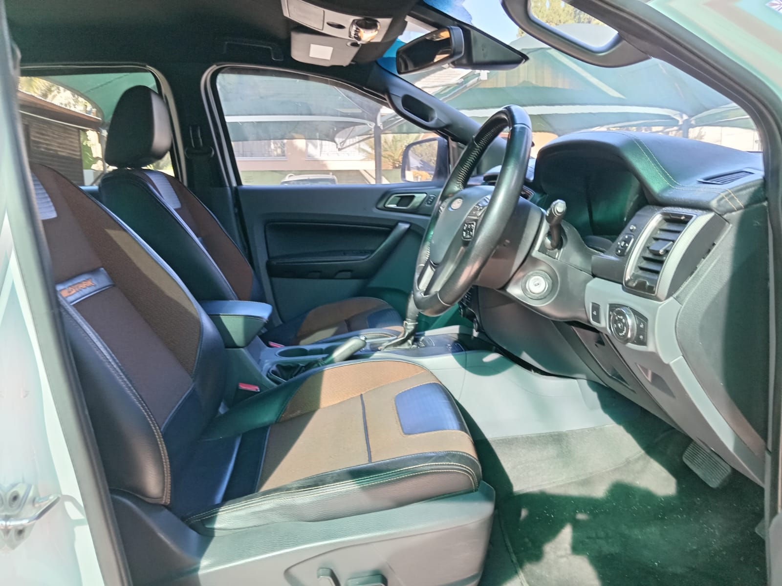 
								Ford Ranger 3.2 TDCI Double cab Wild Trak 4×2 full									