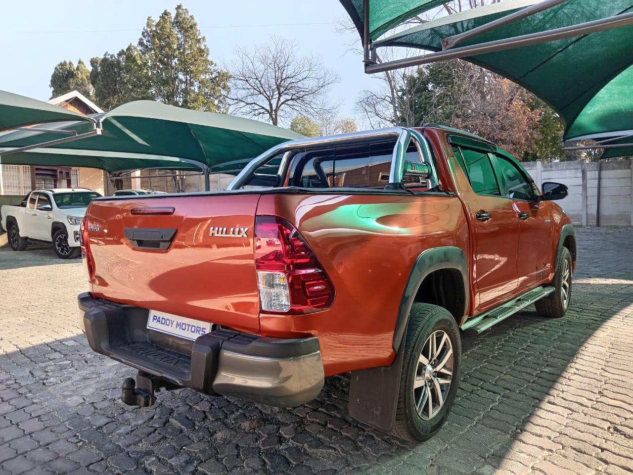 
								Toyota Hilux 2.8 GD6 Double cab full									