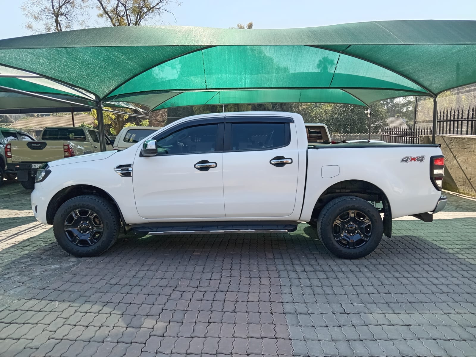 
								Ford Ranger 3.2 TDCI Double cab XLT 4×4 full									