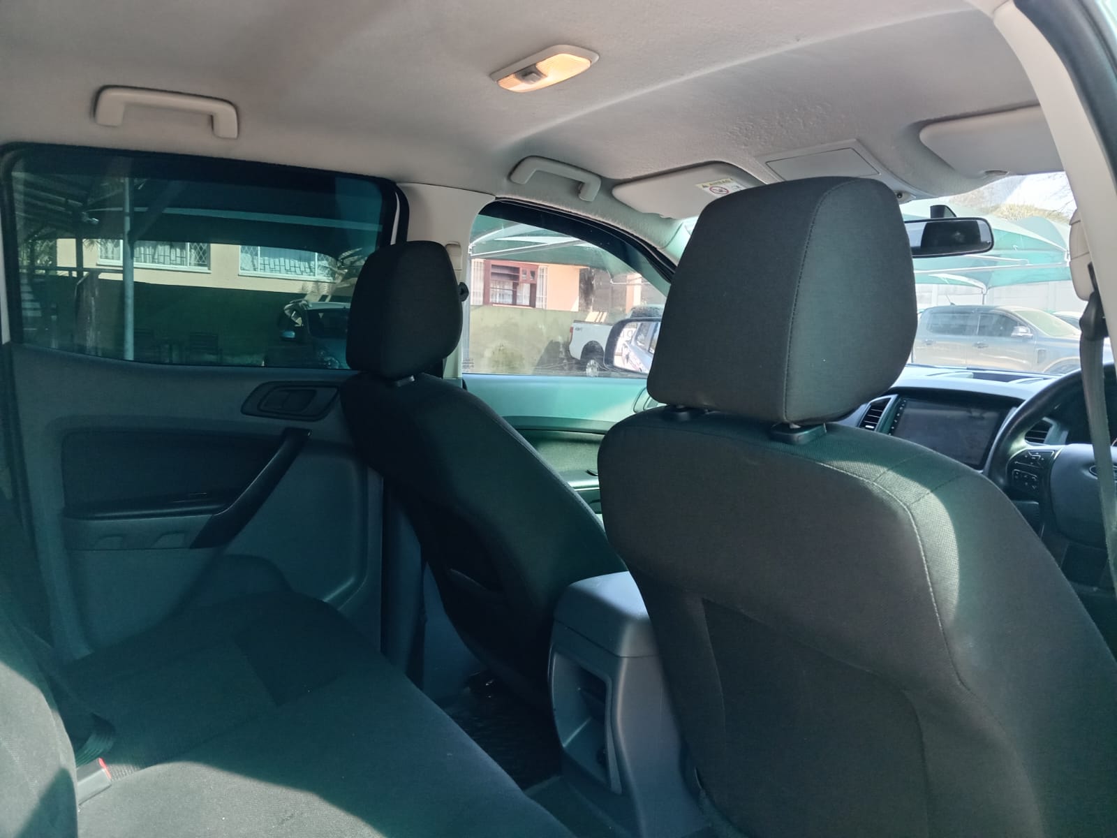 
								Ford Ranger 2.2 TDCI Double cab XLT 4×2. full									