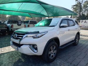Toyota Fortuner 2.4GD6 4X2