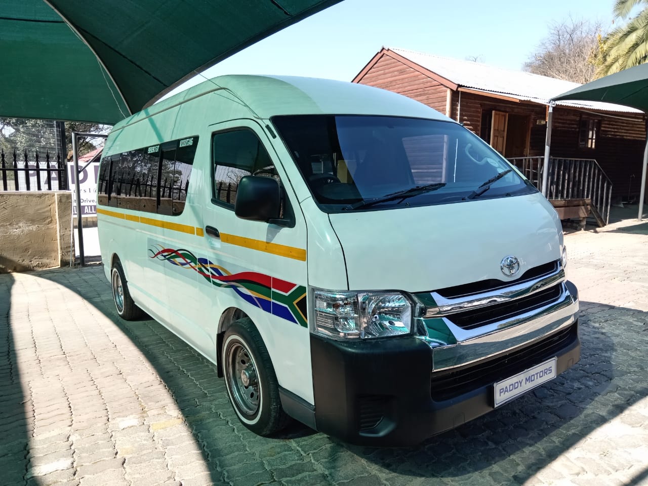 
								Toyota Quantum 2.5D-4D Sesfikile full									