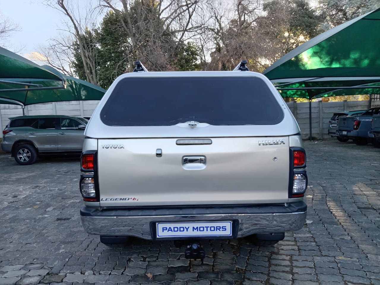 
								Toyota Hilux 3.0D4D Double cab 4×2 full									