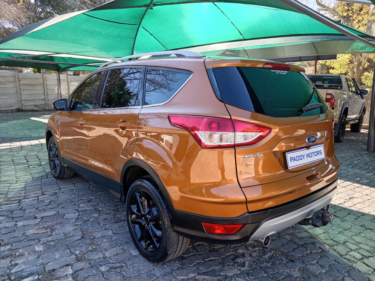 
								Ford Kuga 2.0 Auto full									