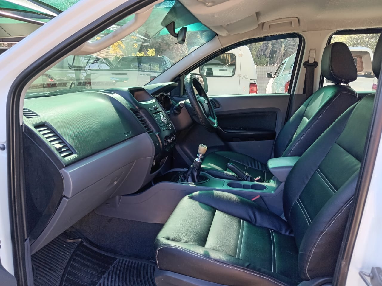 
								Ford Ranger 2.2 TDCI Double cab 4×2 full									