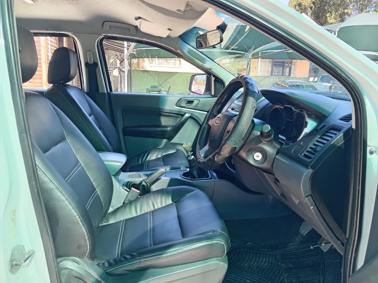 
								Ford Ranger 2.2 TDCI Double cab 4×2 full									