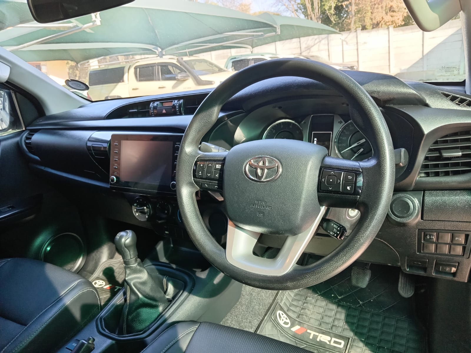 
								Toyota Hilux 2.4 gd6 Double cab 4×2 full									