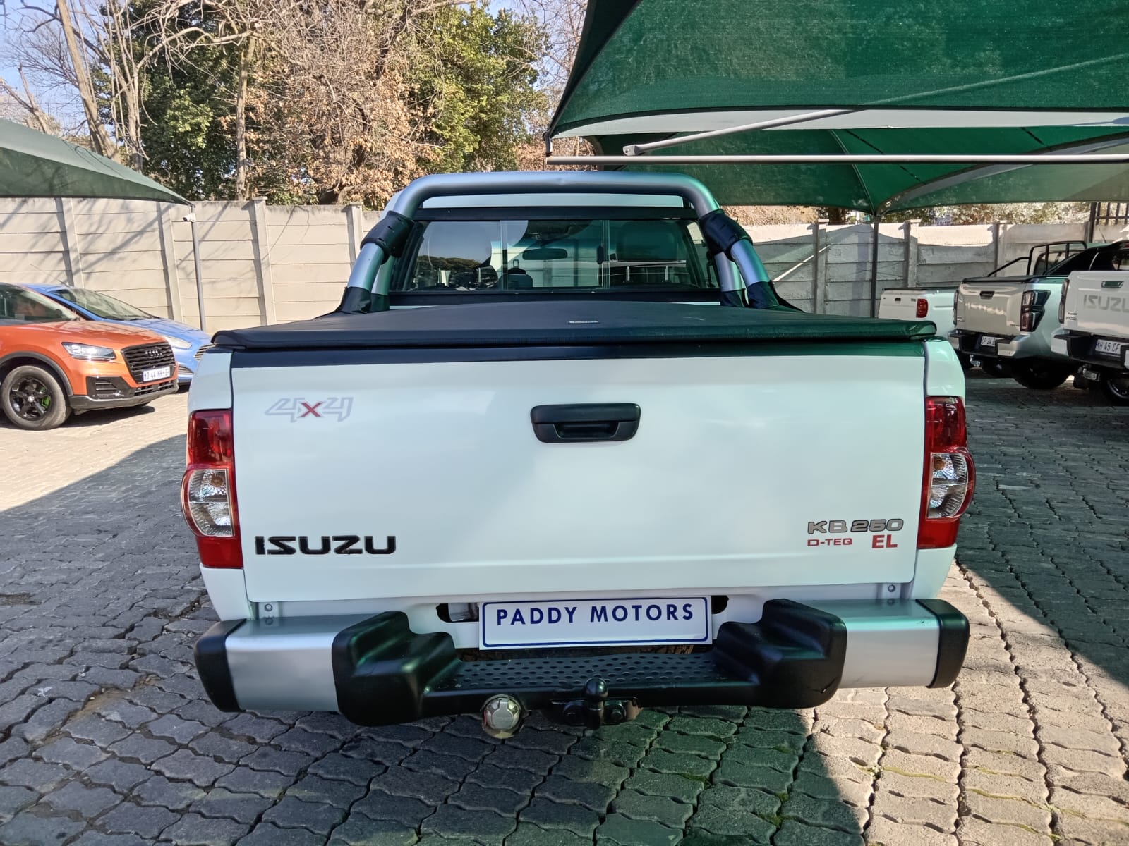 
								Isuzu KB 250 D-TEQ double cab 4×4. full									