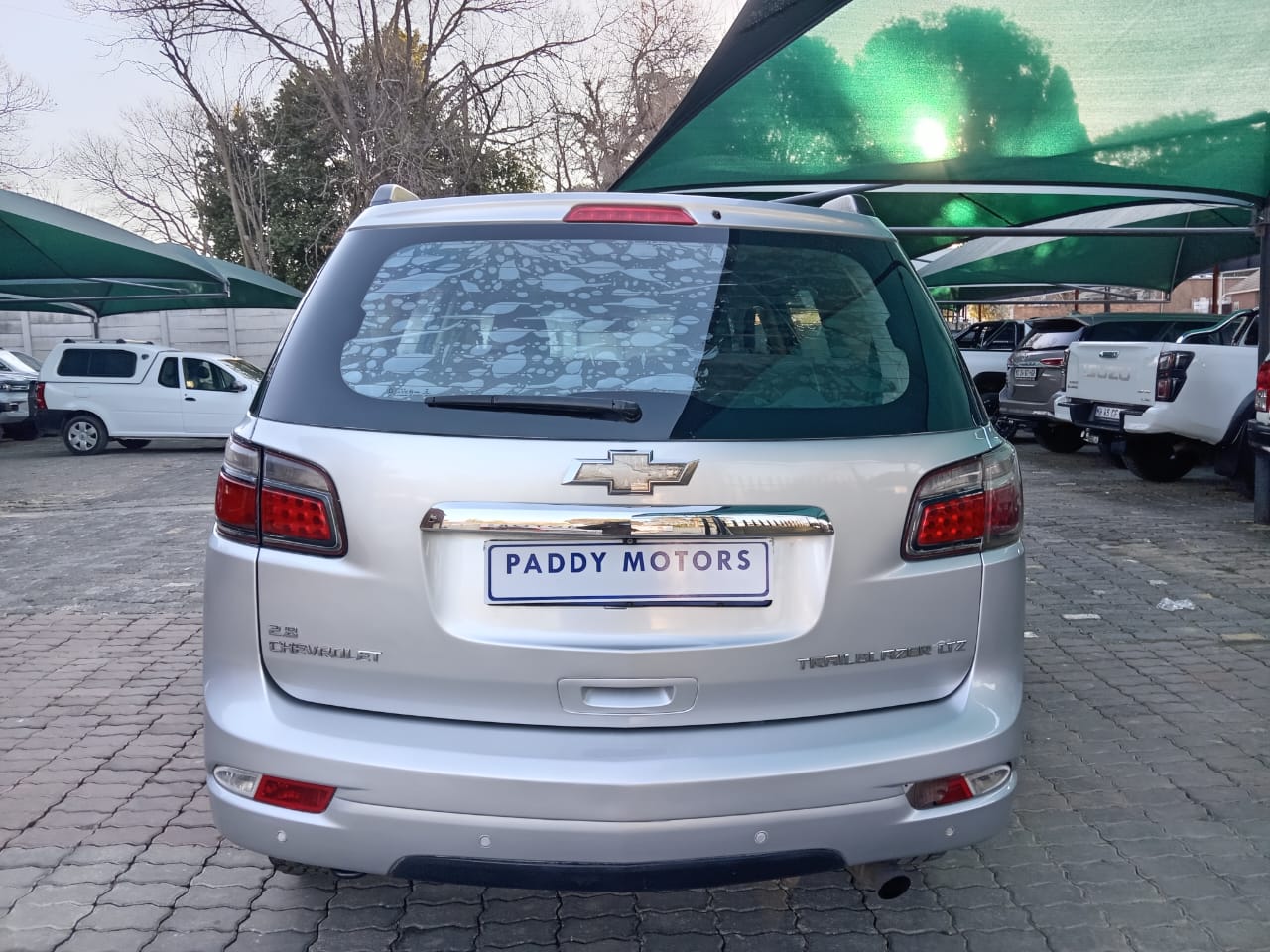 
								Chevrolet trailblazer 2.8 SUV full									