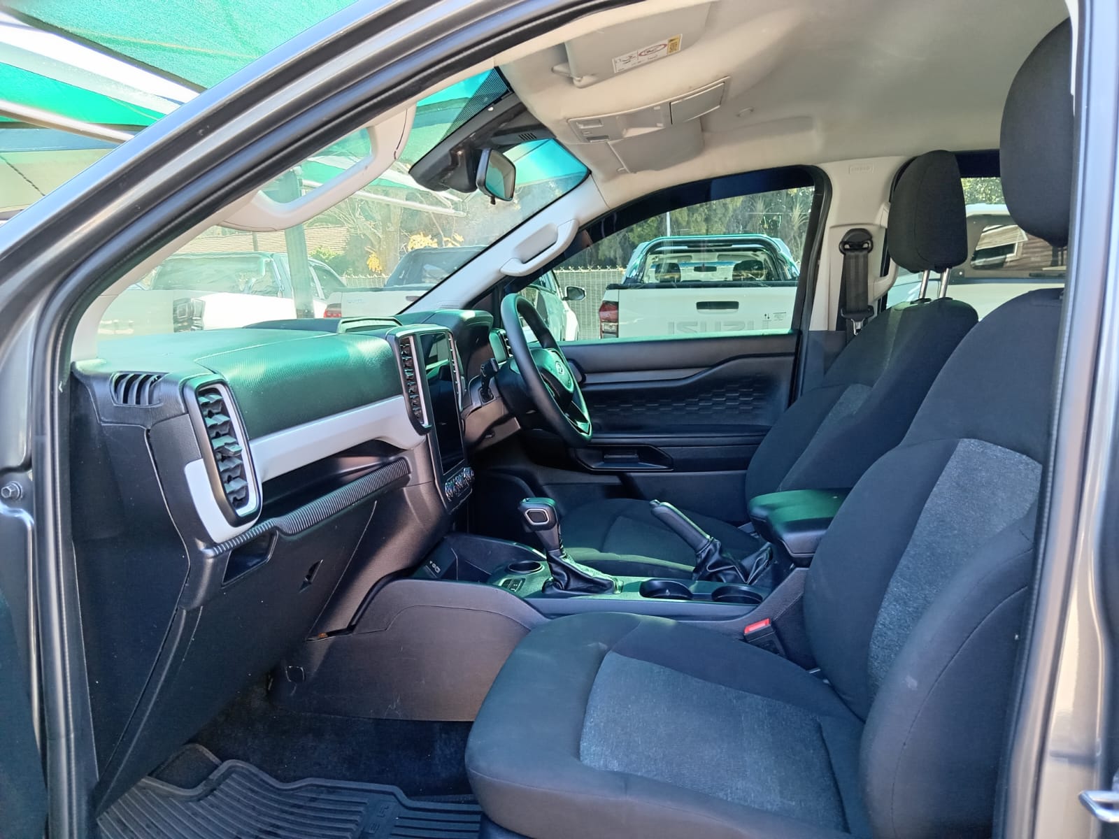 
								Ford Ranger 2.0 SIT Double cab 4×2 full									