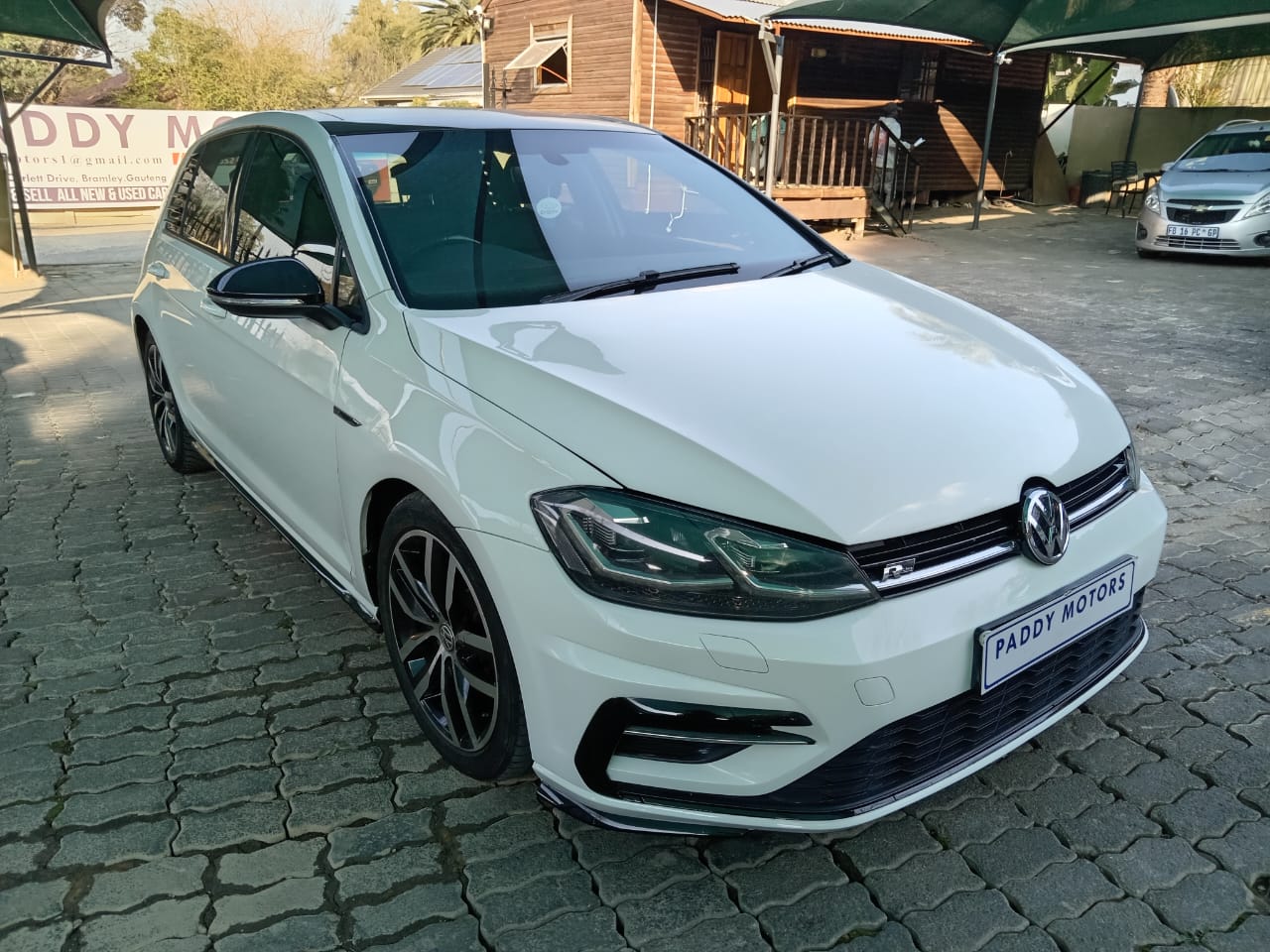 
								Volkswagen Golf 7 R-line 1.4TSI full									