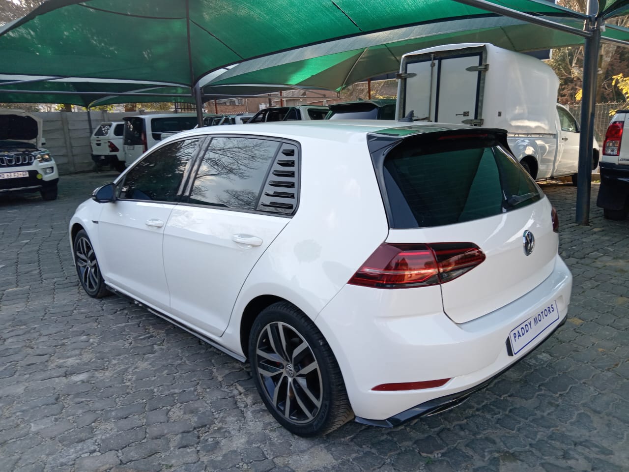 
								Volkswagen Golf 7 R-line 1.4TSI full									