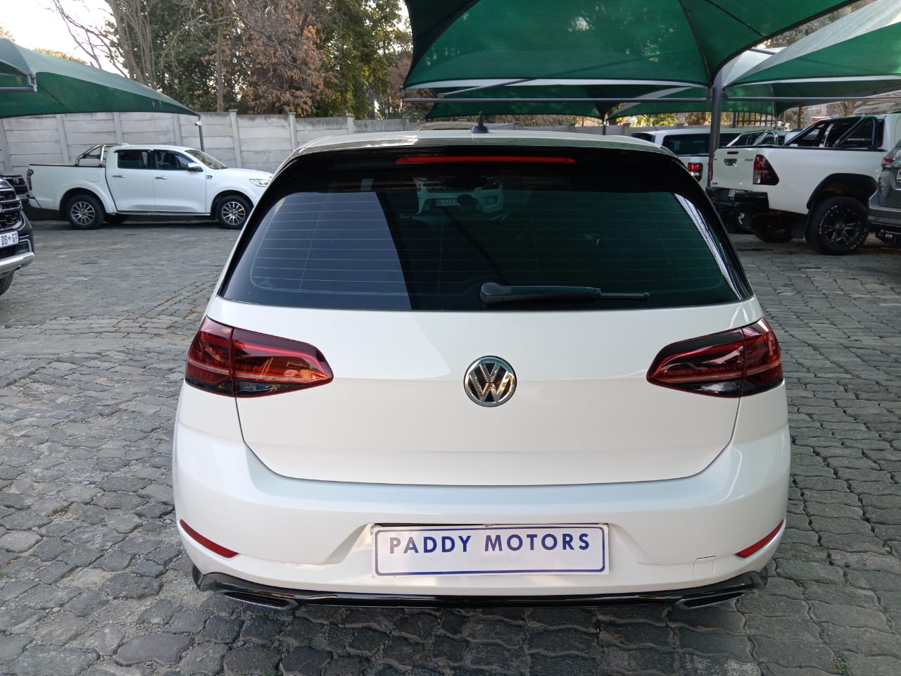 
								Volkswagen Golf 7 R-line 1.4TSI full									