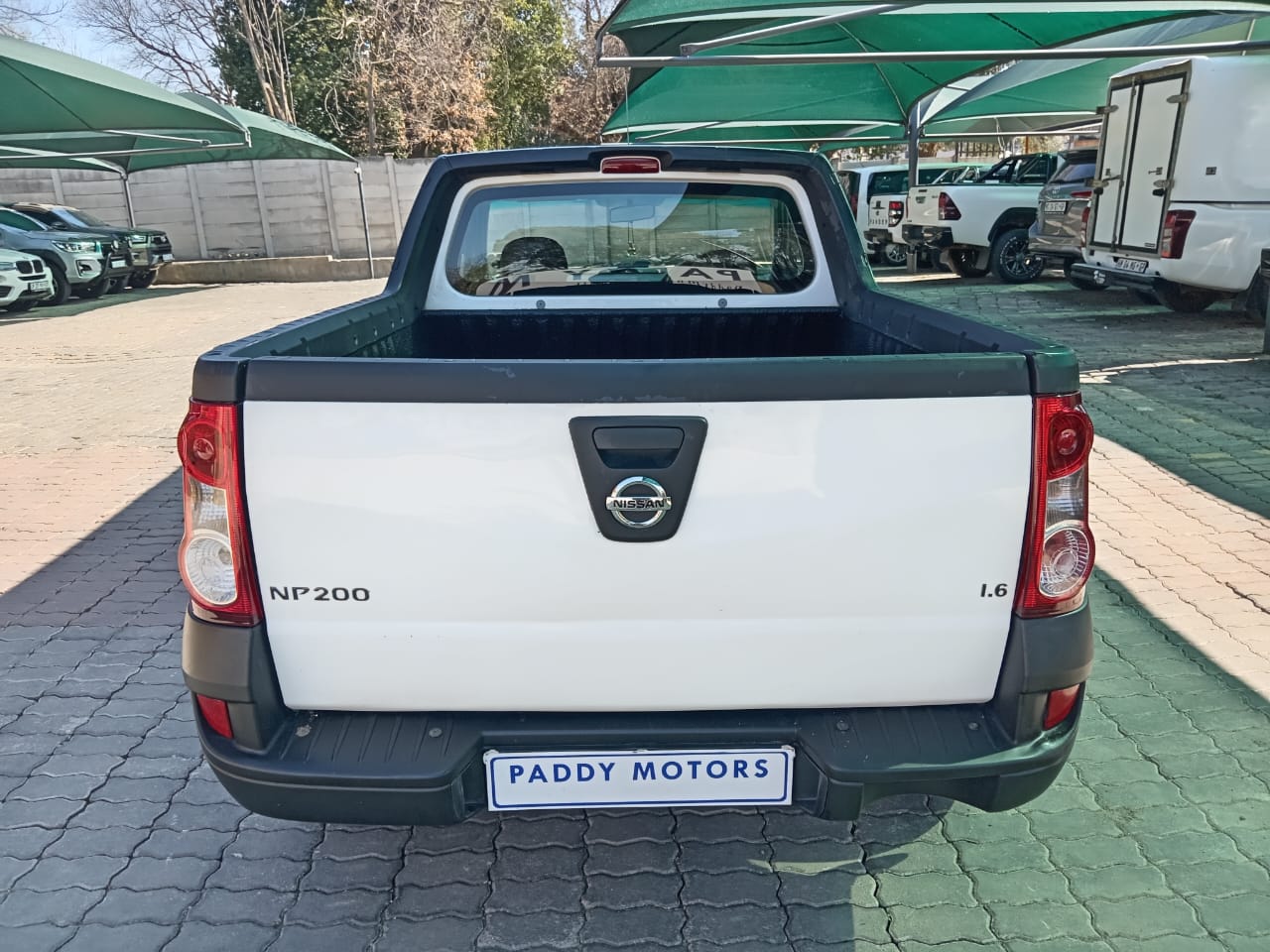 
								Nissan NP200 1.6i. full									