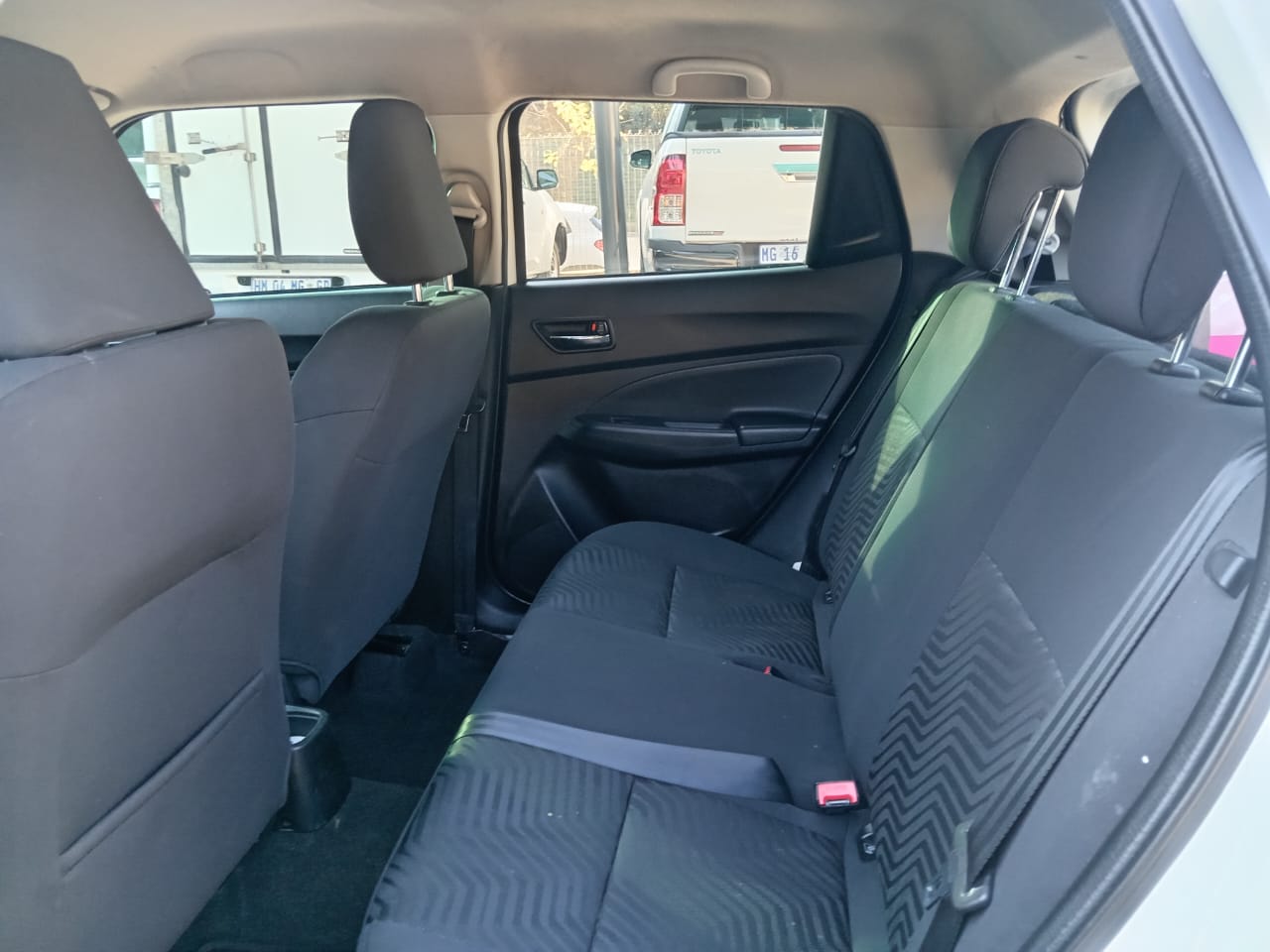 
								Suzuki Swift 1.2GL full									