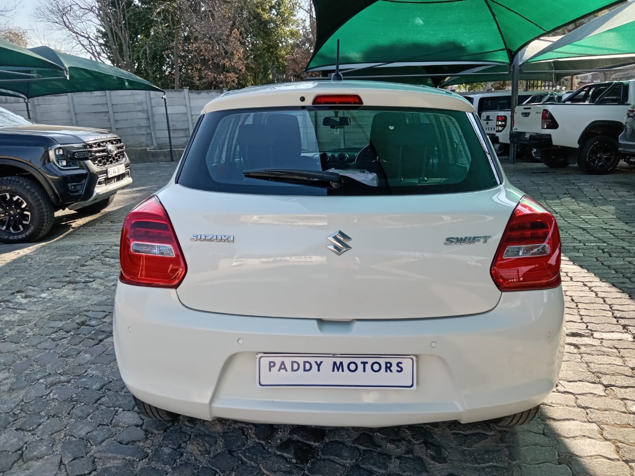 
								Suzuki Swift 1.2GL full									