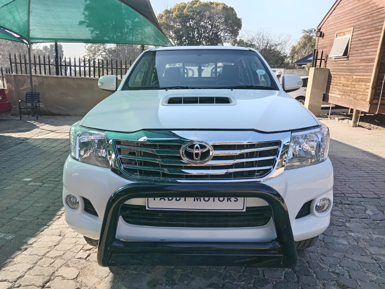 
								Toyota Hilux 3.0 D4D Legend 45 double cab full									
