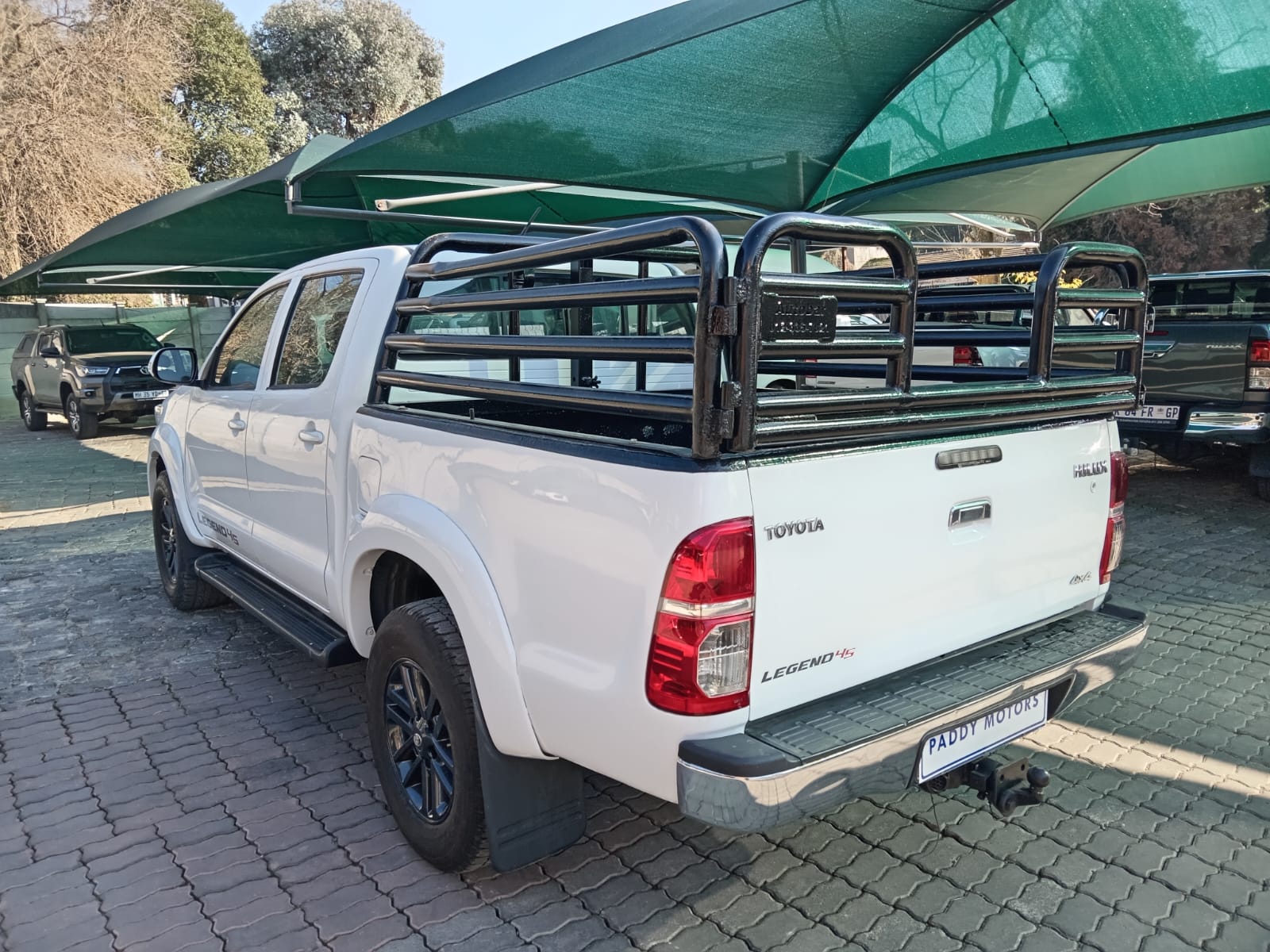 
								Toyota Hilux 3.0 D4D Legend 45 double cab full									