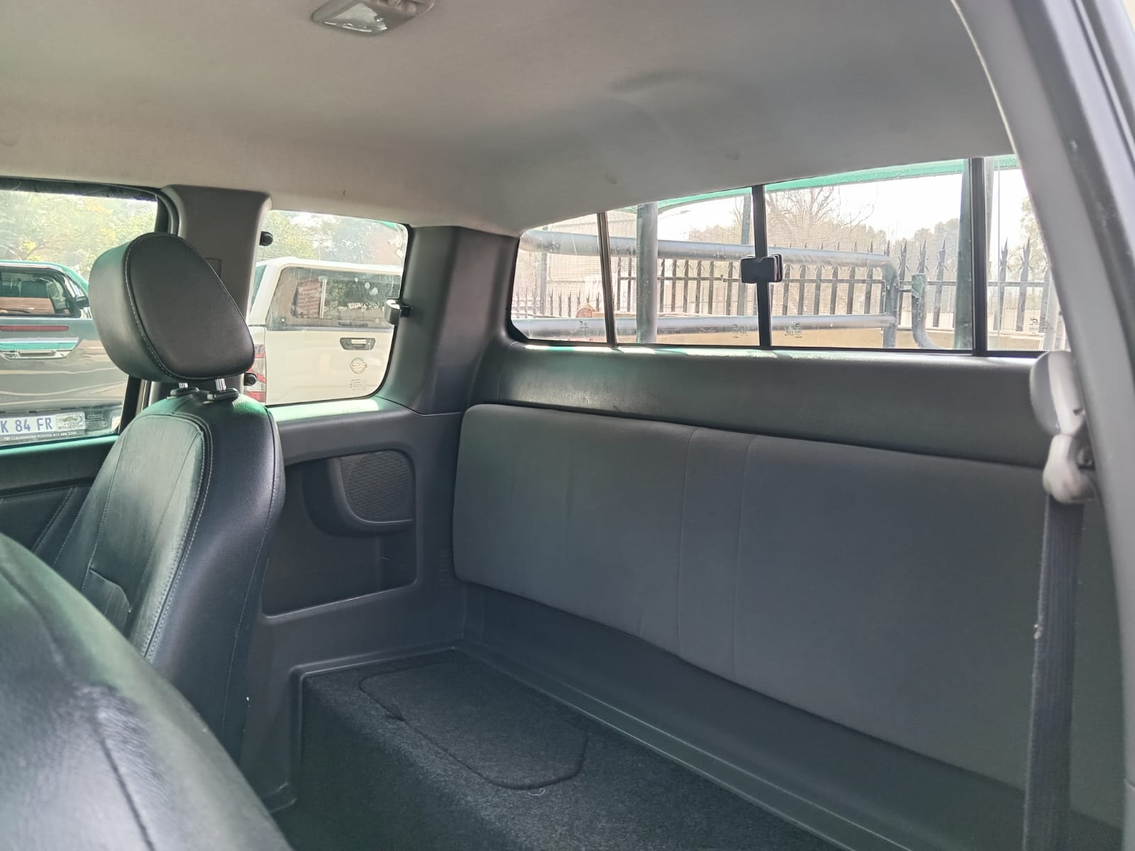 
								Toyota Hilux 3.0 D4D Extra cab 4×2. full									