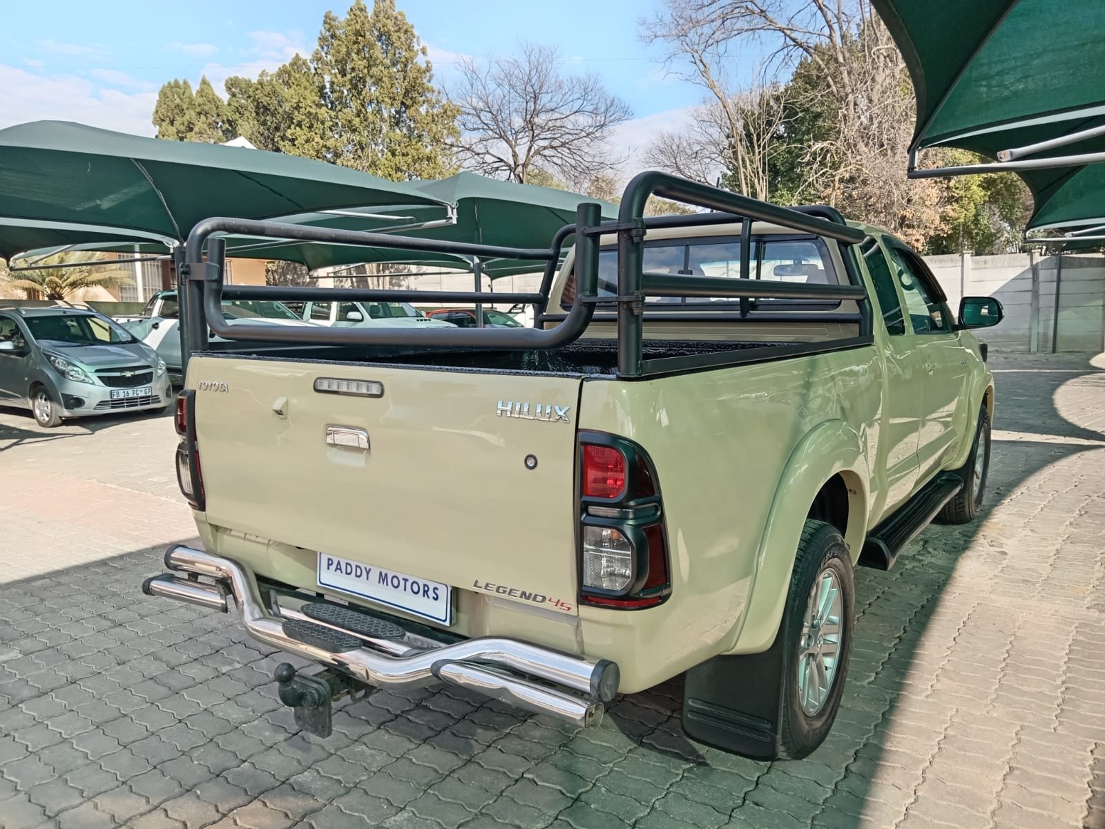 
								Toyota Hilux 3.0 D4D Extra cab 4×2. full									