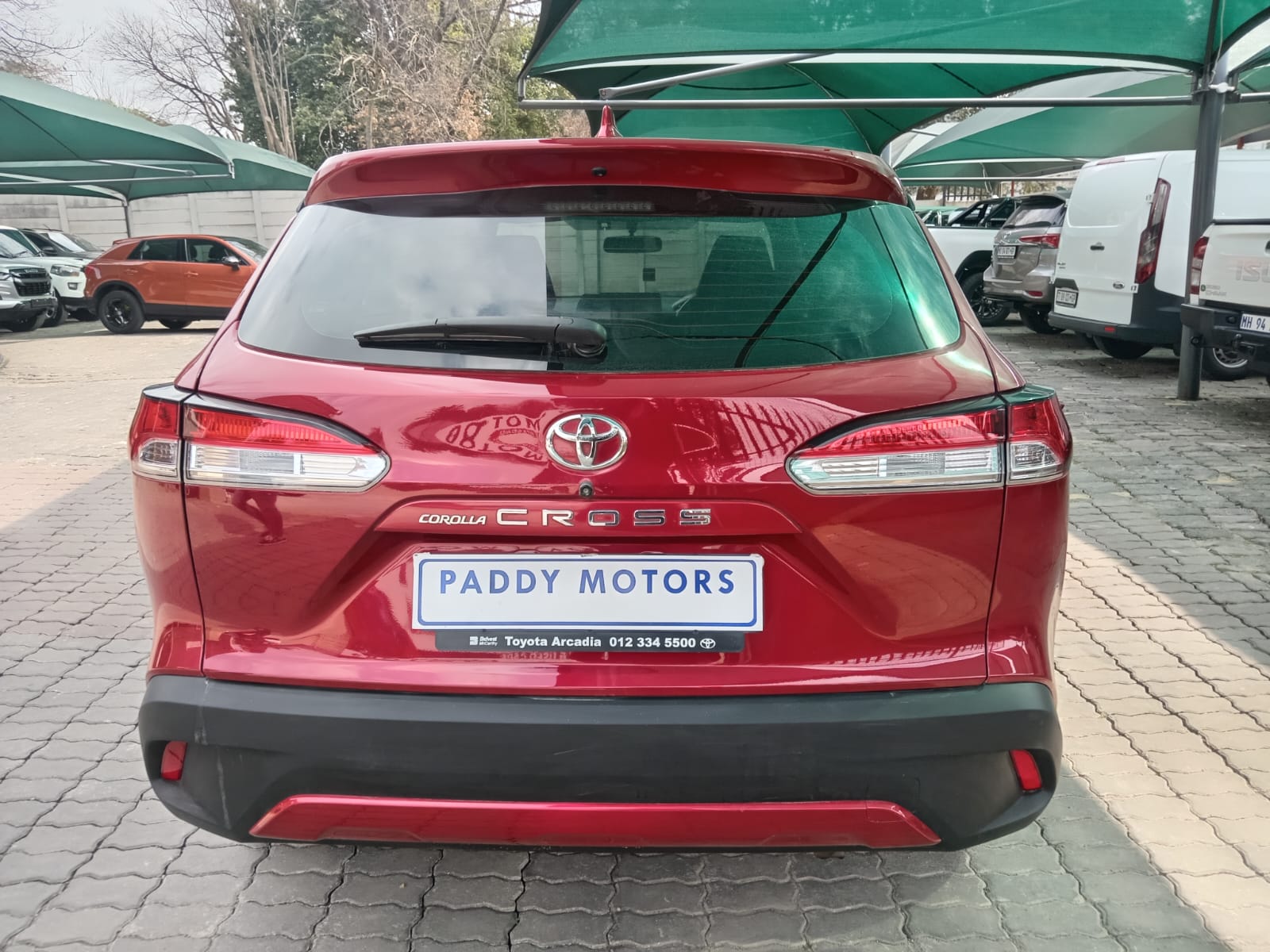 
								Toyota Cross 1.8 full									