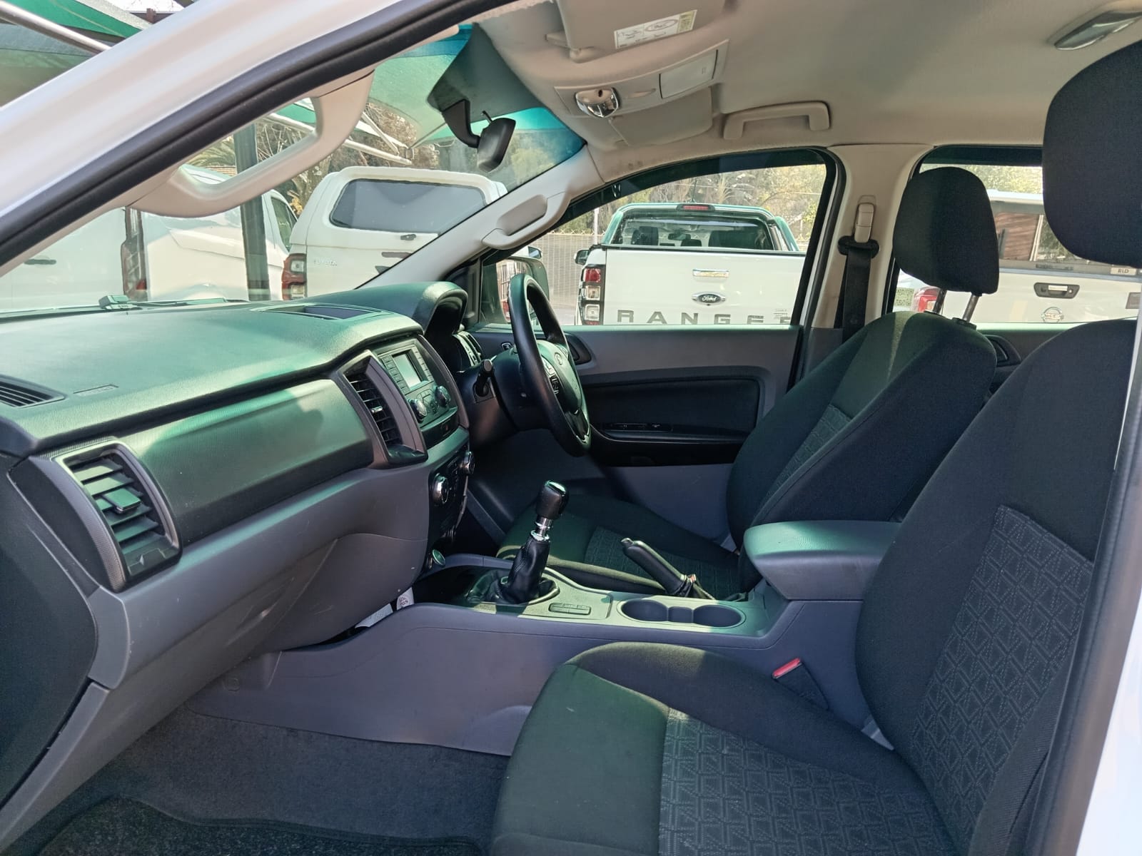 
								Ford Ranger 2.2 TDCi Double-Cab full									