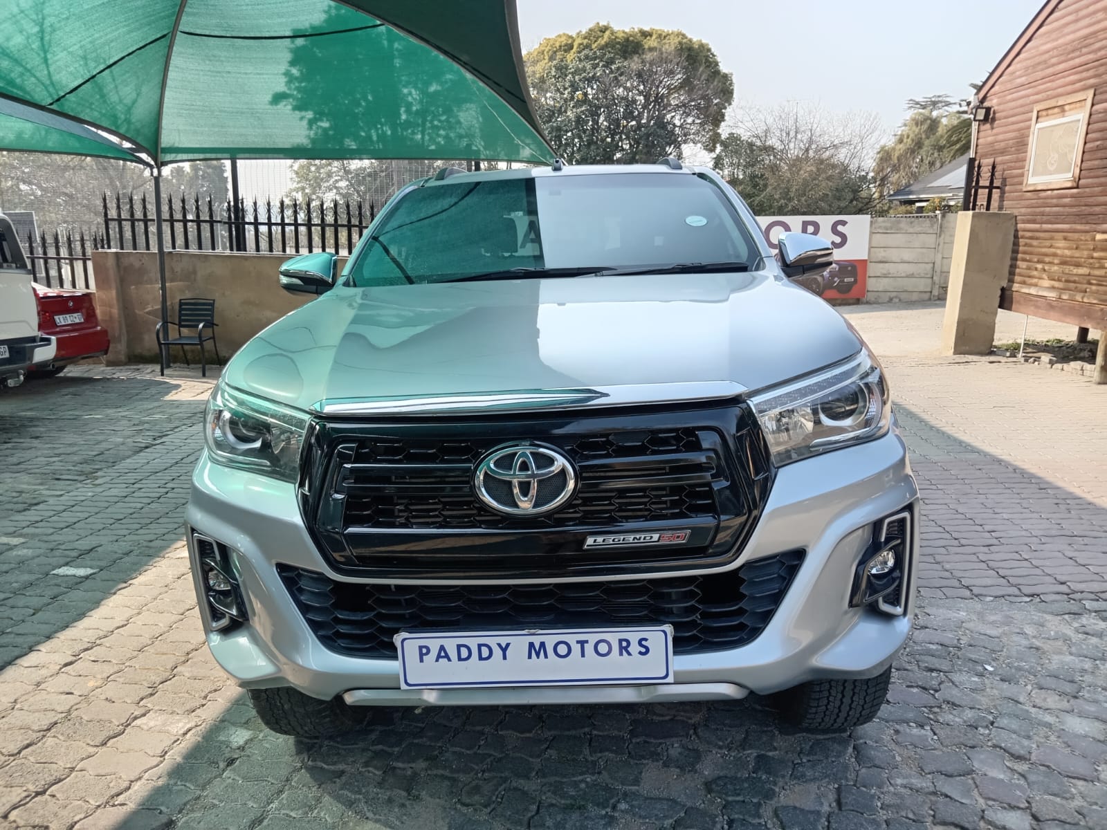 
								Toyota Hilux 2.8 GD6 double cab legend 50 full									