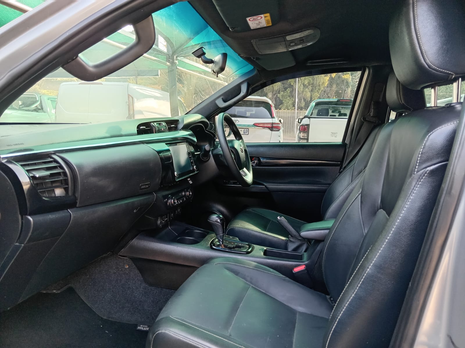 
								Toyota Hilux 2.8 GD6 double cab legend 50 full									